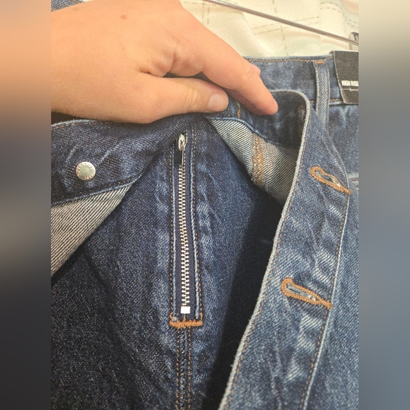 Express Denim Skort - Picture 3 of 5